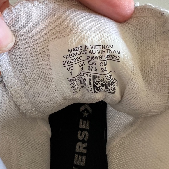 Converse Chuck Taylor All Star Platform Women’s Size 7. - Picture 8 of 9